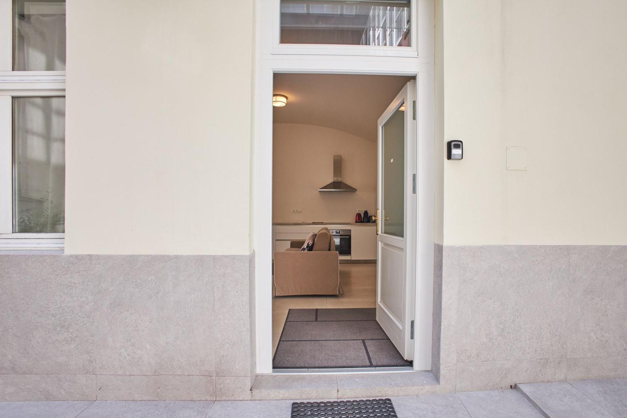 Wenceslas Square Residence Прага Экстерьер фото